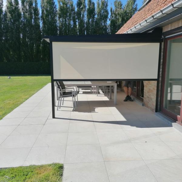 D. De Poorter Veurne - Screen aan terrasconstructie zonwering
