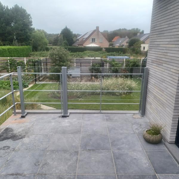 Vast windscherm D. De Poorter BV Veurne PUSH UP